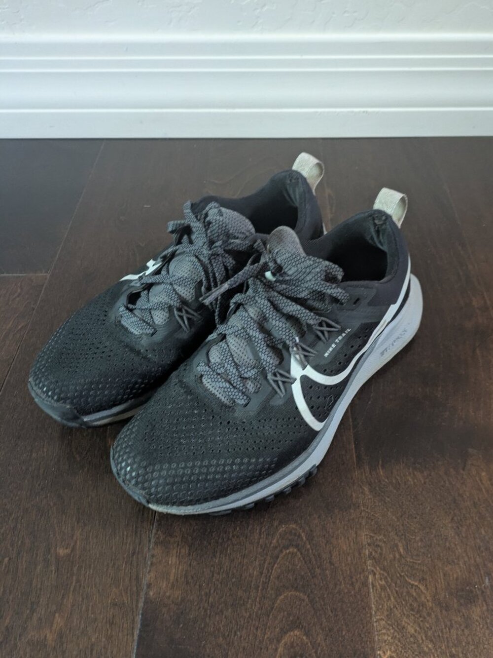 Nike Pegasus Trail 4 Women’s Size 7.5 – Black – Trail Running Shoes